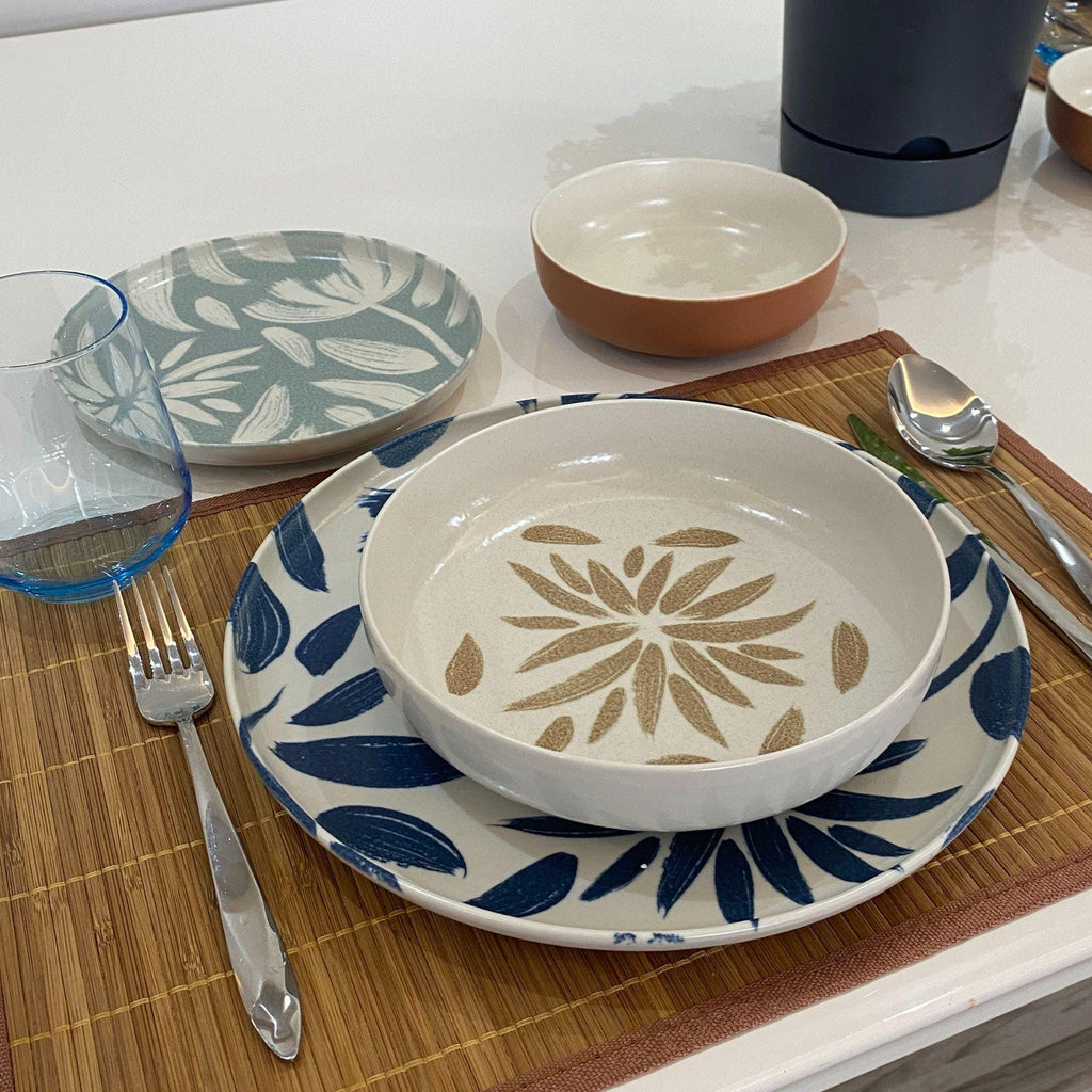 Green Porcelain Dinnerware Set: Table Setting For 1-12 Persons