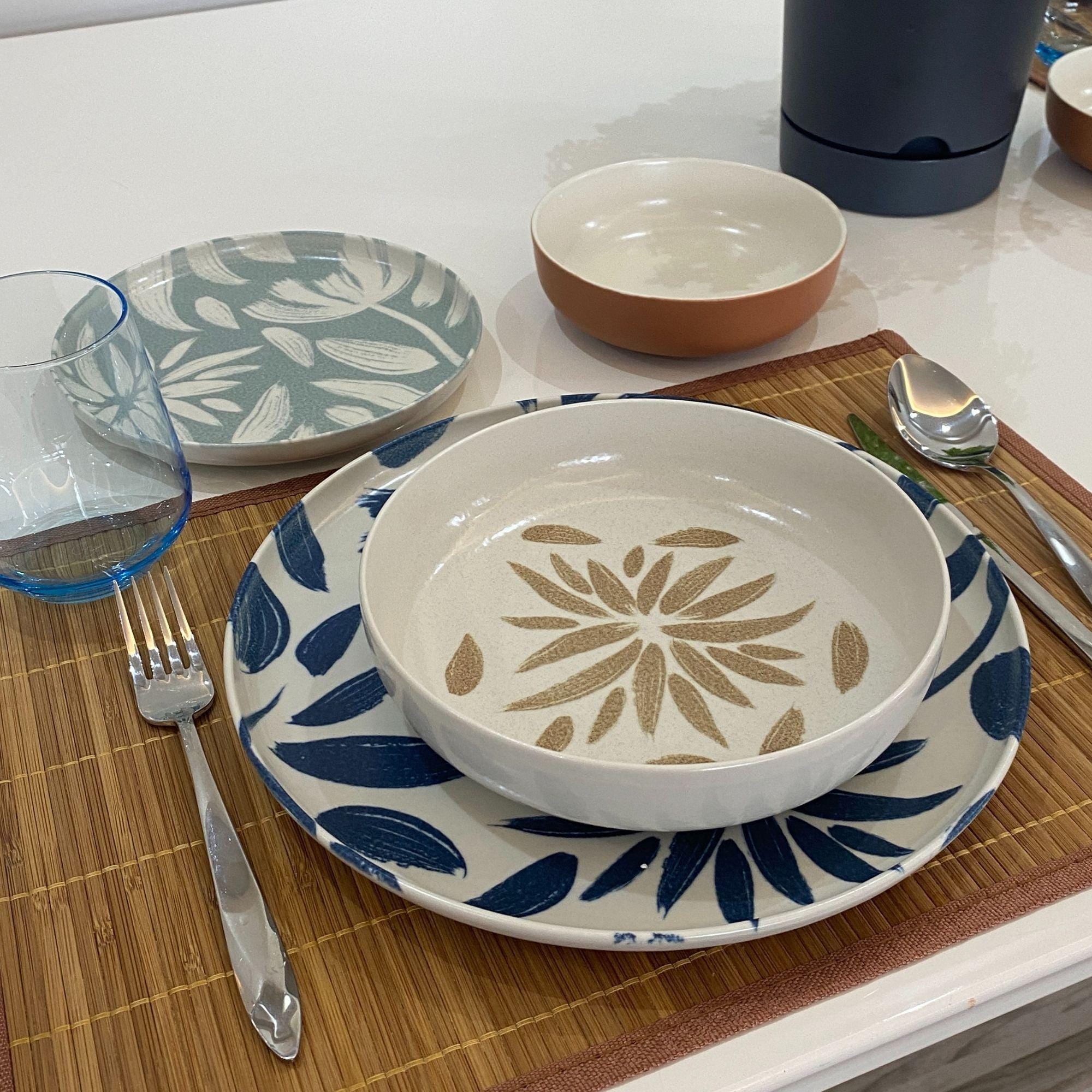 Green Porcelain Dinnerware Set: Table Setting For 1-12 Persons